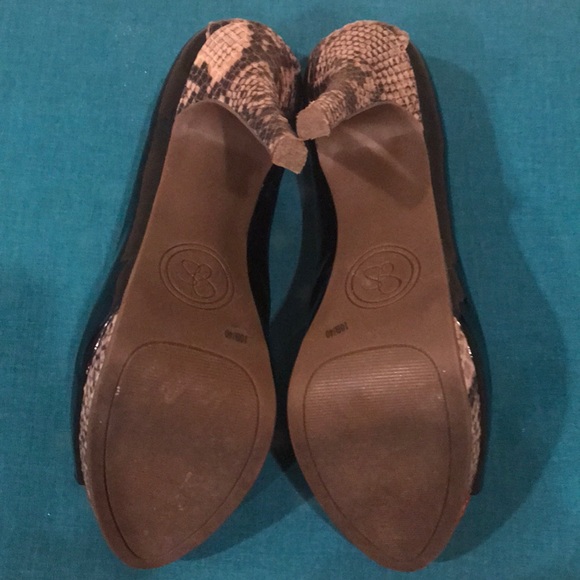 Jessica Simpson 4 inch platform heels - Picture 4 of 5